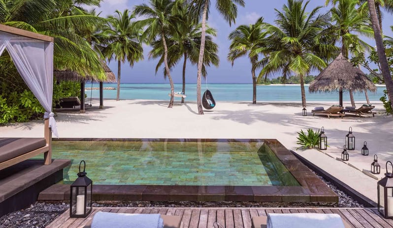One & Only Reethi Rah-Grand Beach Villa_01_1250